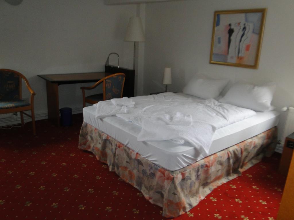 Hotel Dallgow Dallgow-Doeberitz Quarto foto