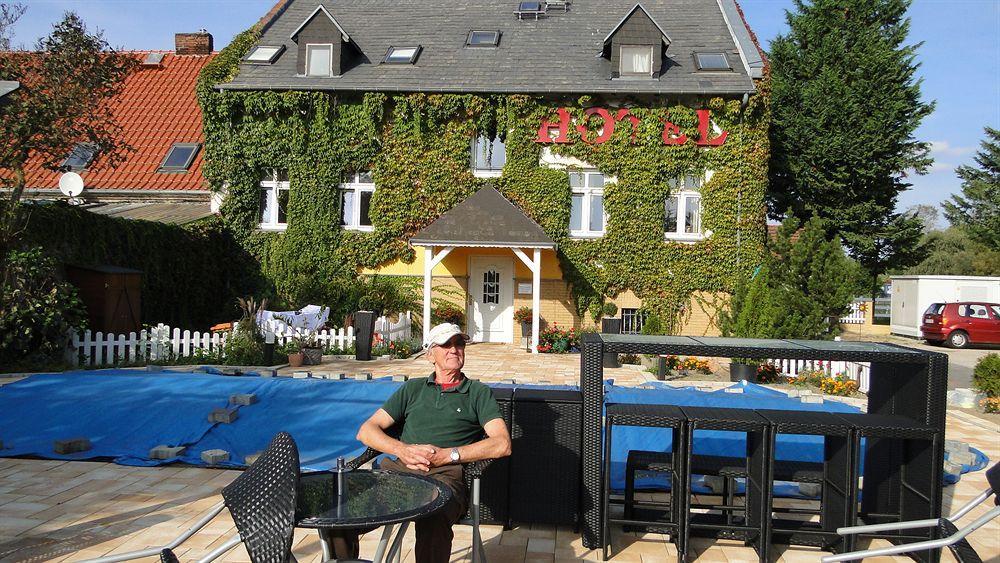 Hotel Dallgow Dallgow-Doeberitz Exterior foto