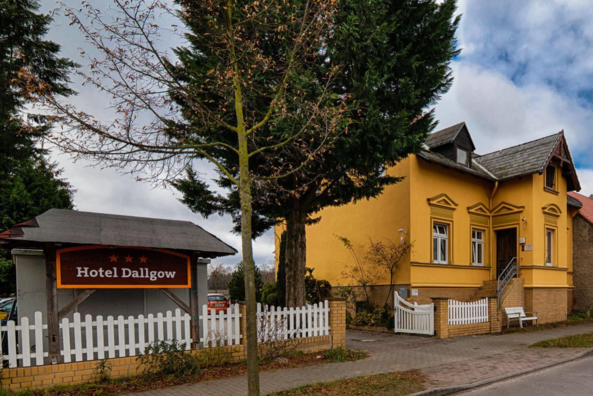 Hotel Dallgow Dallgow-Doeberitz Exterior foto